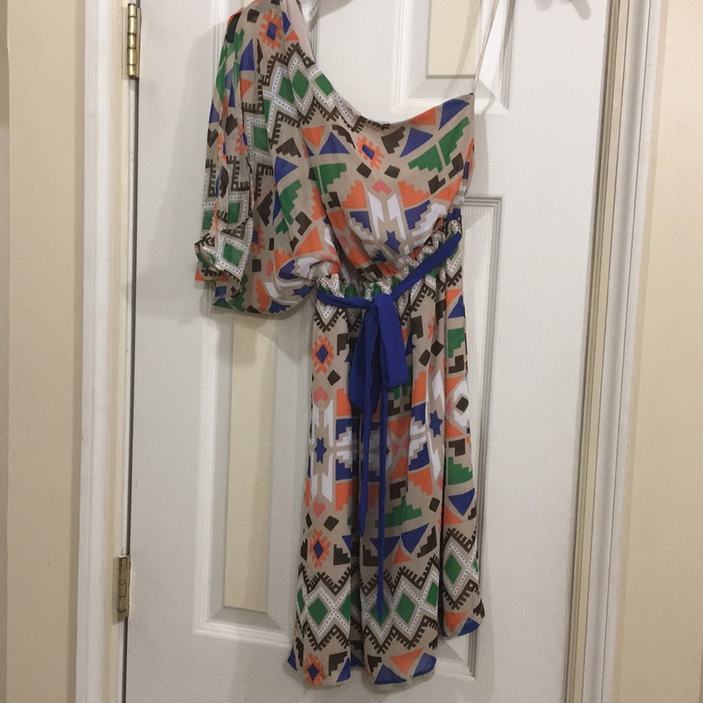 NET Sole Dress - Picture 2 of 3